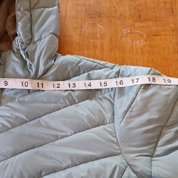 Columbia Women's Light Blue Quilted Puffer Jacket - Picture 11 of 14